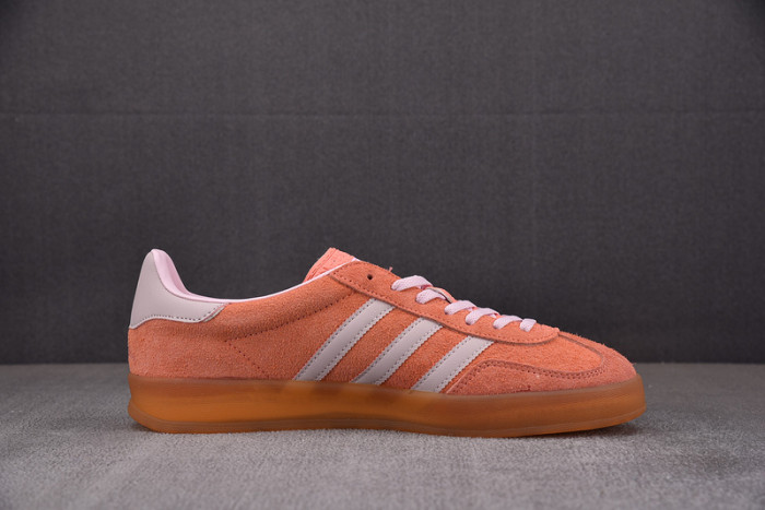 adidas Gazelle Indoor Shoe Punk/Gum IE2946