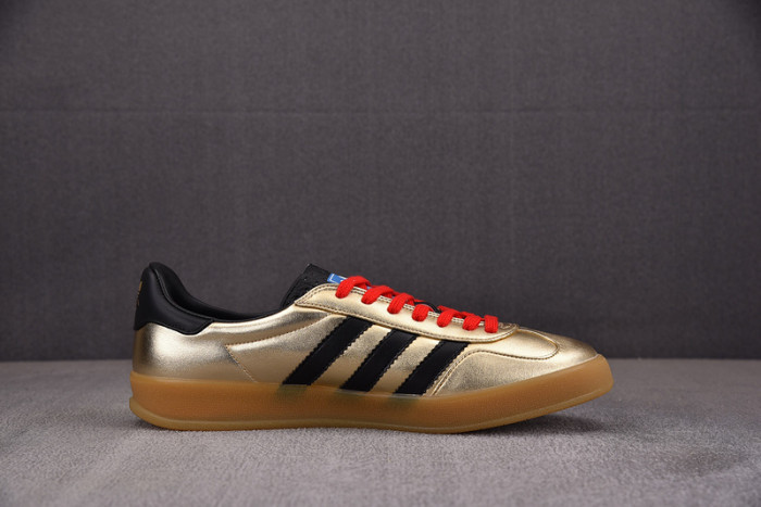Gucci x Adidas Originals Gazelle ''Metallic Gold'' 707847-AAA2M-8043