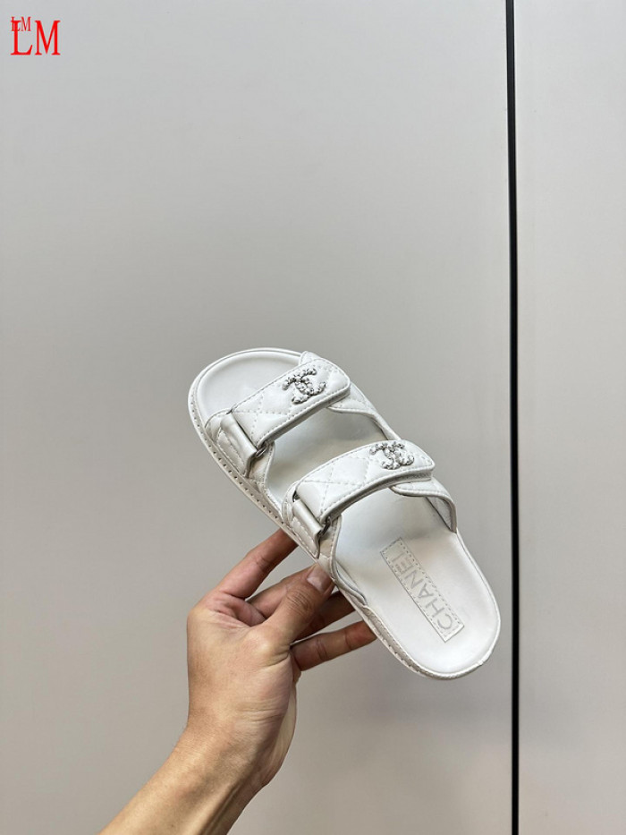 CN Slide Sandal