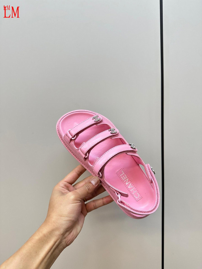 CN Slide Sandal