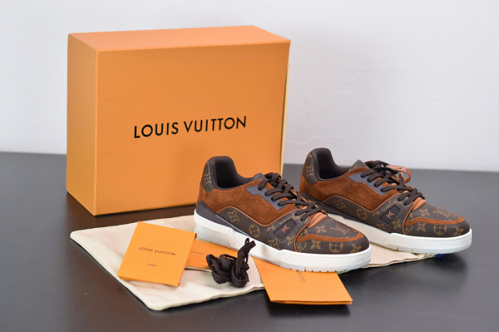 LUSV SNEAKERS