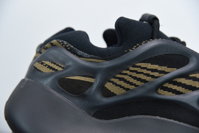 Adidas Yeezy 700 V3 Clay Brown GY0189