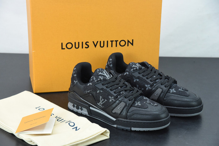 LUSV SNEAKERS
