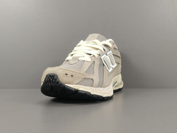 New Balance 1906R 