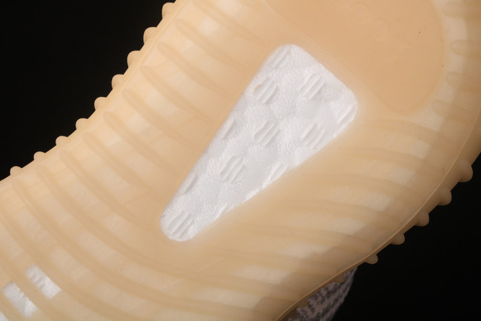 KIDS YEEZY SHOES