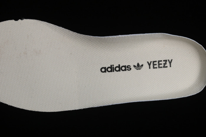 KIDS YEEZY SHOES