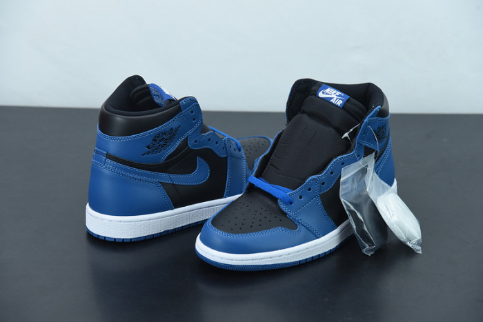 Air Jordan 1 High OG “Dark Marina Blue 555088-404