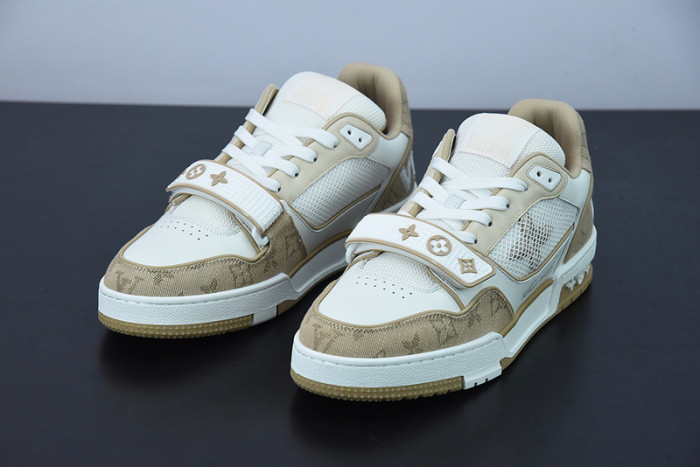LUSV SNEAKERS