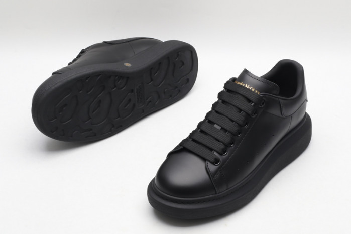 ALEXMQ Sneakers