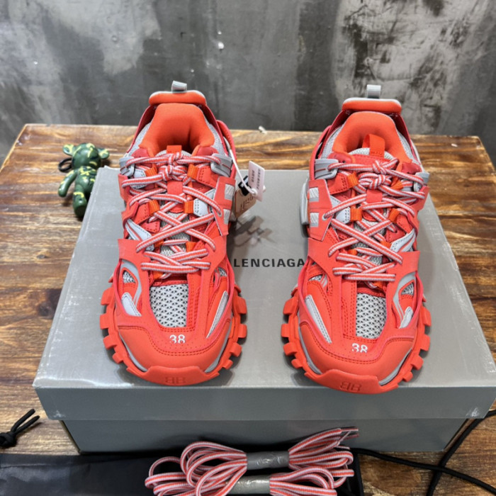 BALCIA Track SNEAKER