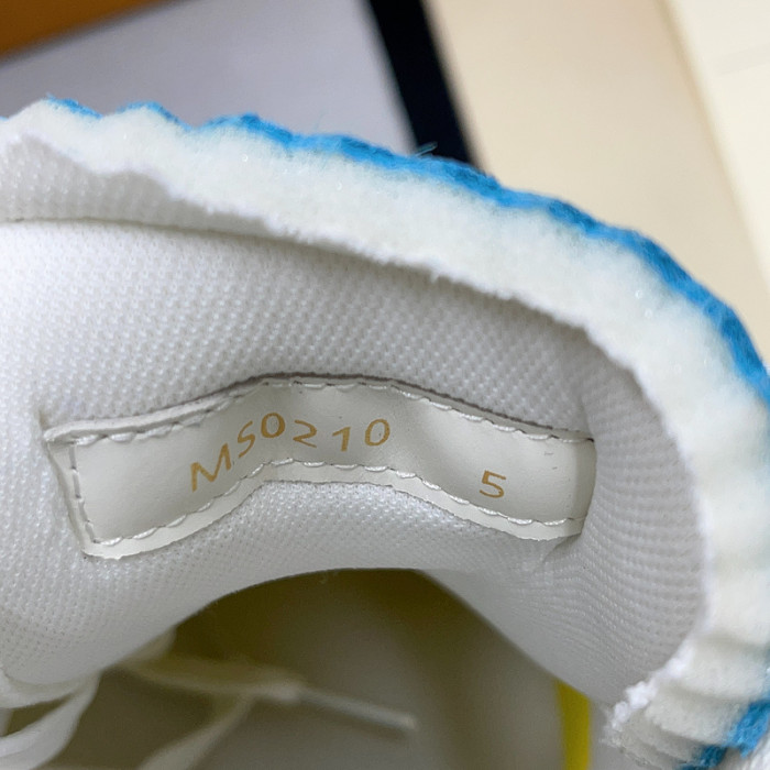LUSV SNEAKERS