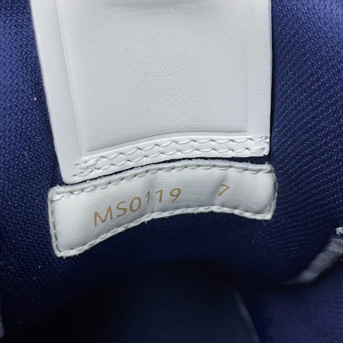 LUSV SNEAKERS