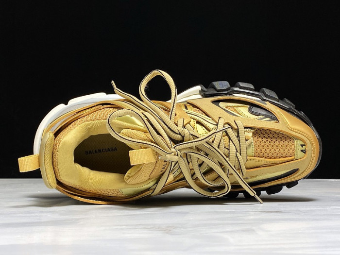 BALCIA Track SNEAKER