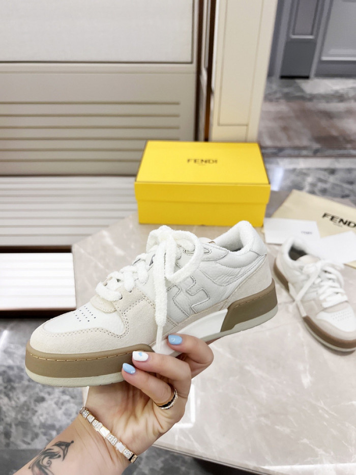 FENDI SNEAKERS