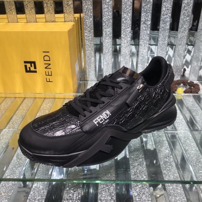 FENDI SNEAKERS