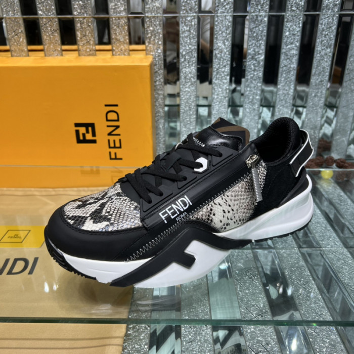 FENDI SNEAKERS
