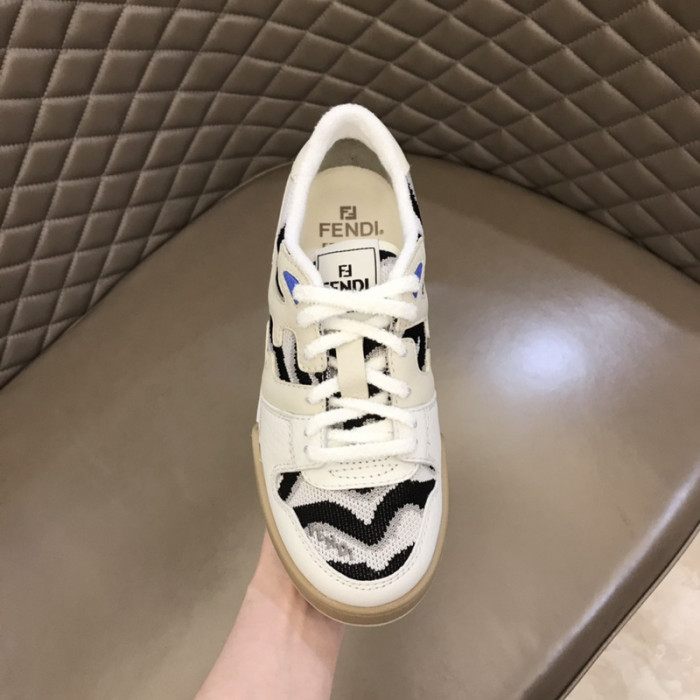 FENDI SNEAKERS