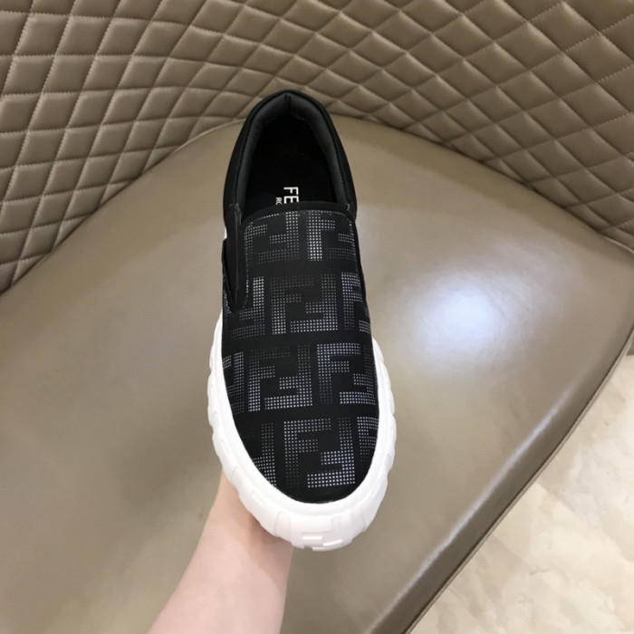 FENDI SNEAKERS