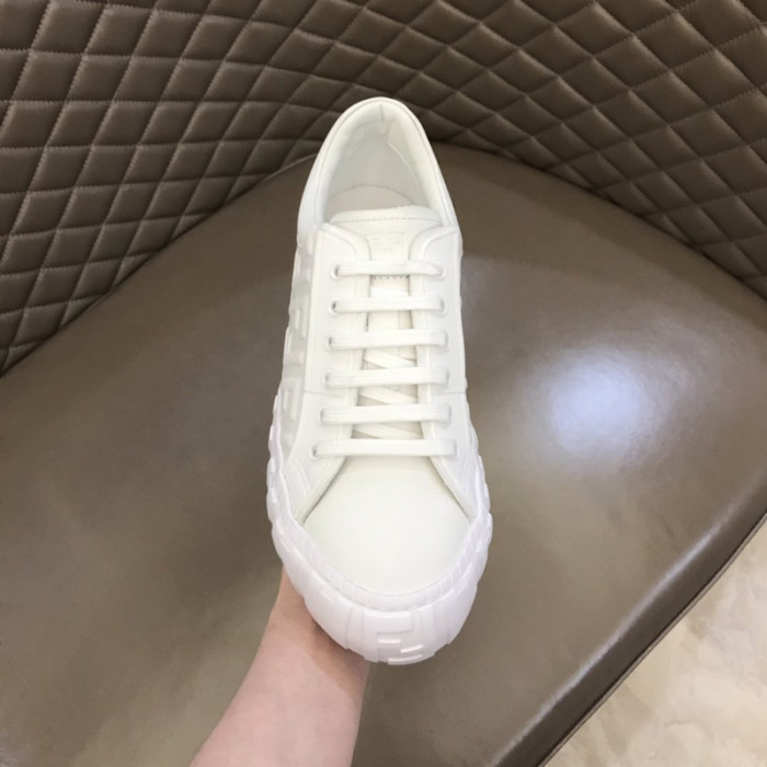 FENDI SNEAKERS