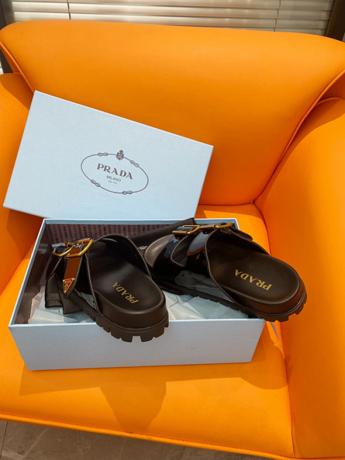 PRADA SLIDE