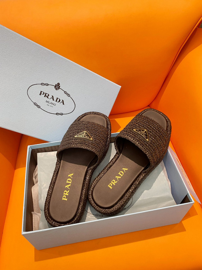 PRADA SLIDE