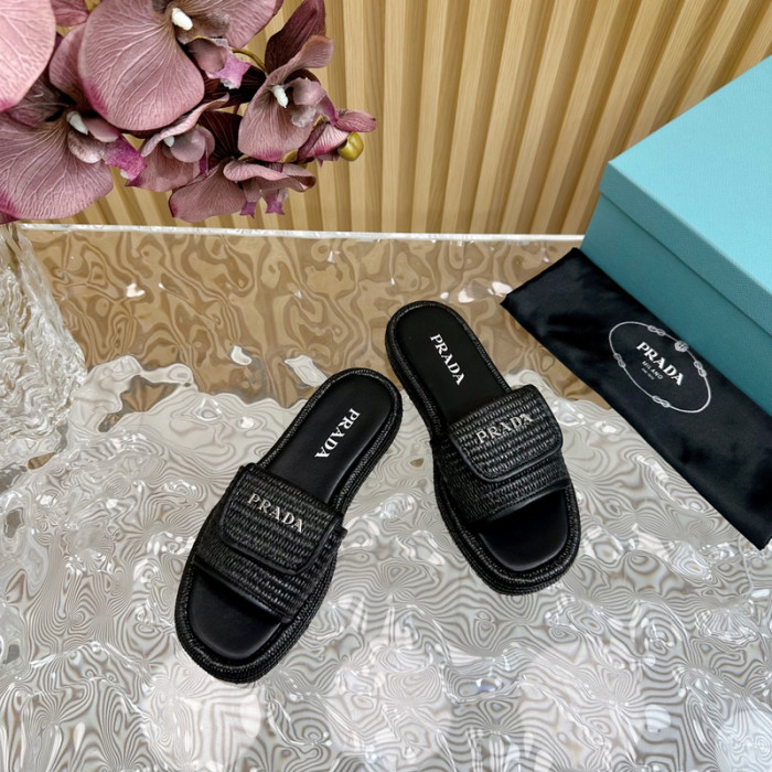 PRADA SLIDE