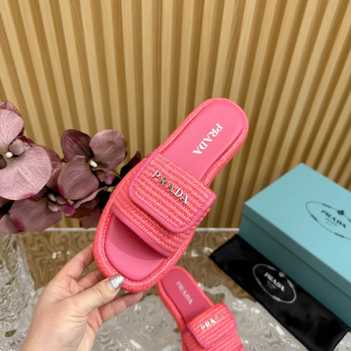 PRADA SLIDE