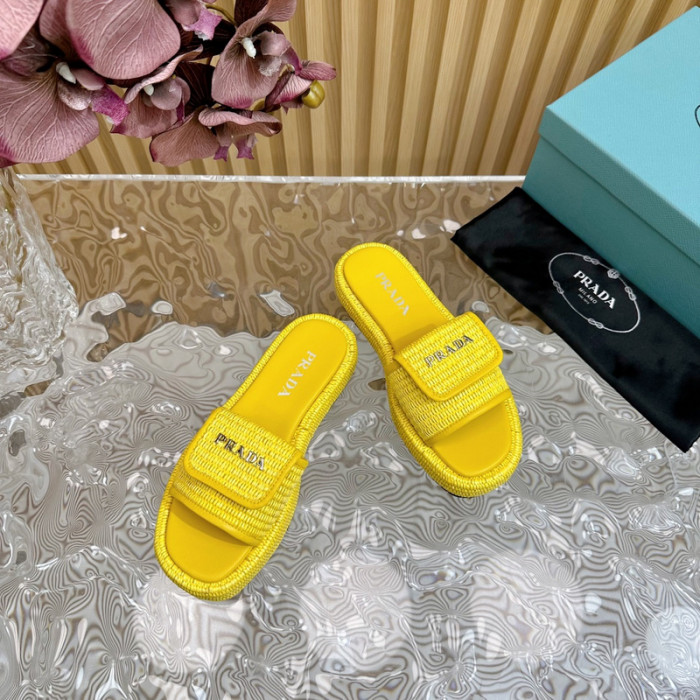 PRADA SLIDE