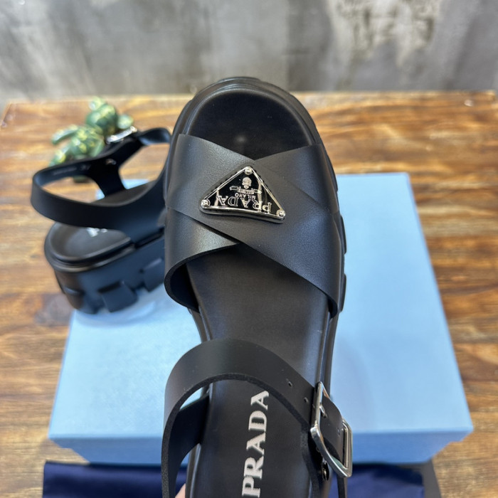PRADA SLIDE