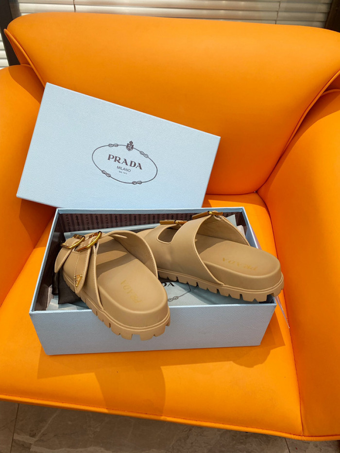 PRADA SLIDE
