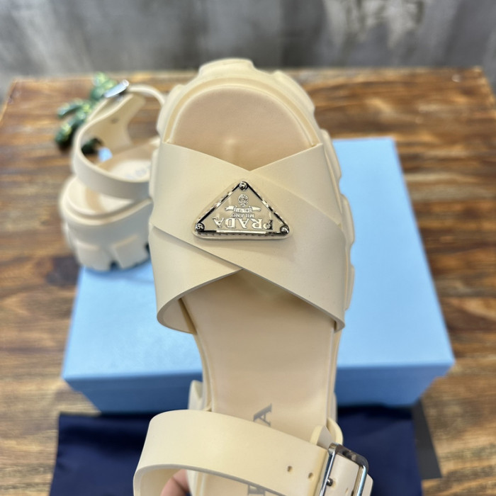 PRADA SLIDE