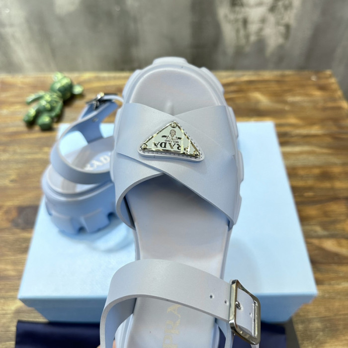 PRADA SLIDE