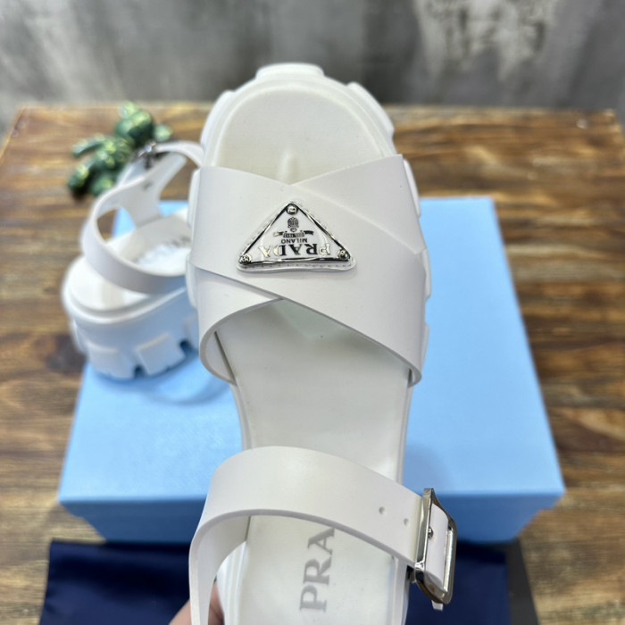 PRADA SLIDE