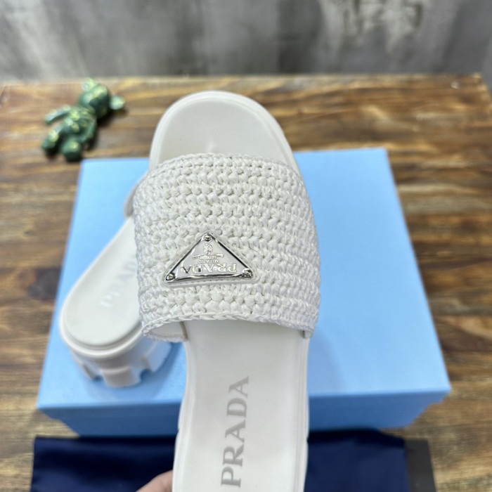 PRADA SLIDE