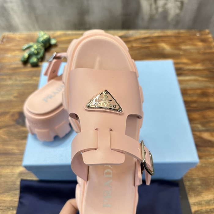 PRADA SLIDE
