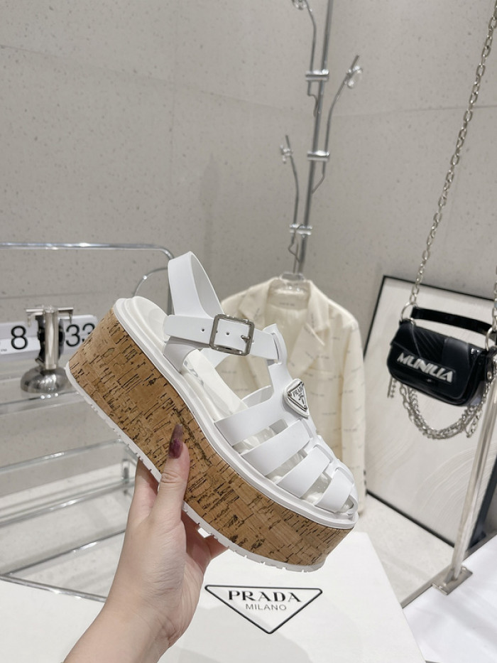 PRADA SLIDE