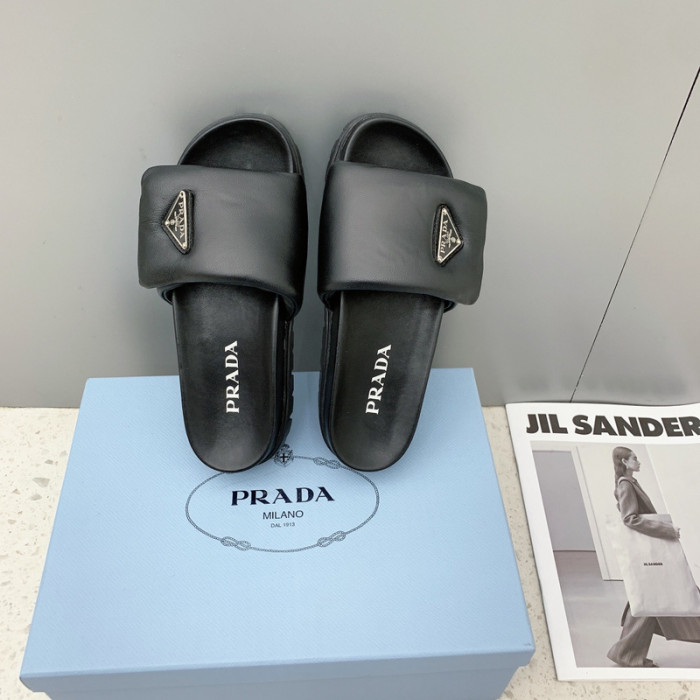 PRADA SLIDE