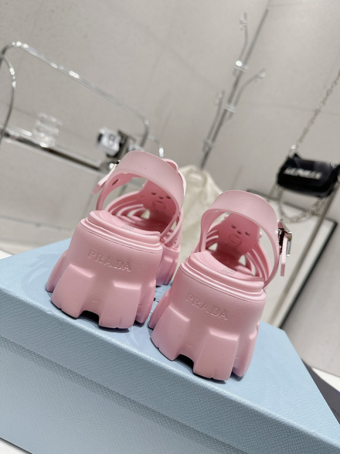 PRADA SLIDE