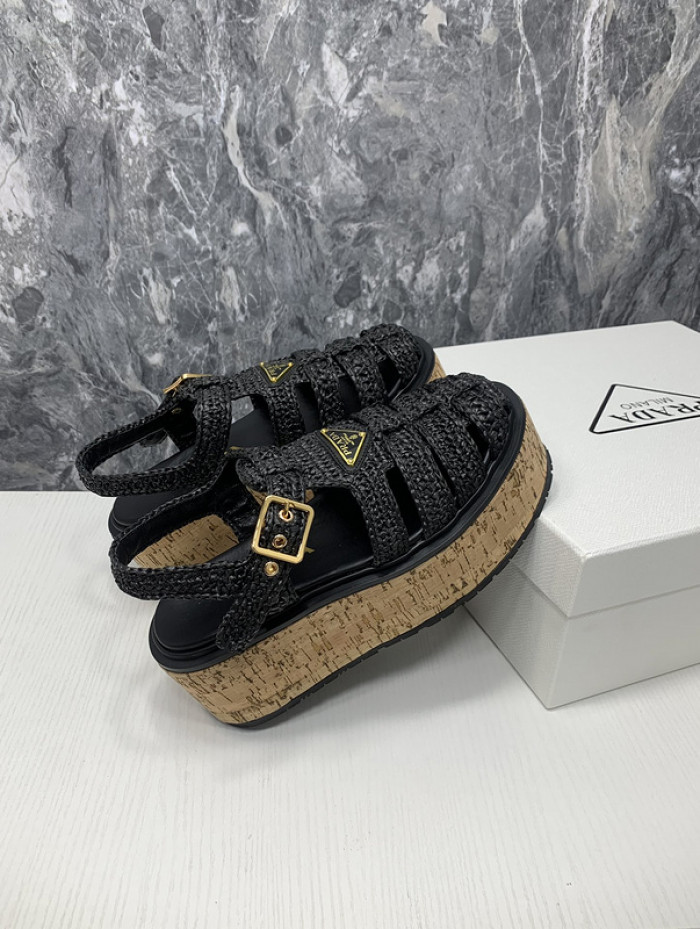 PRADA SLIDE