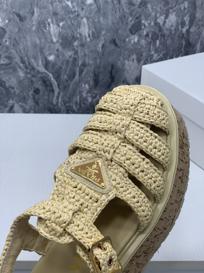 PRADA SLIDE