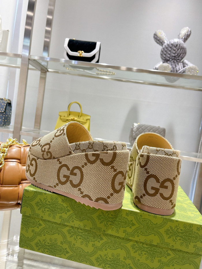GCI GG Slide Sandal