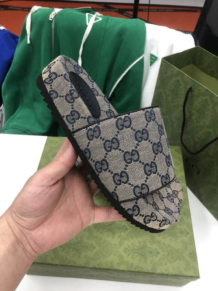 GCI GG Slide Sandal