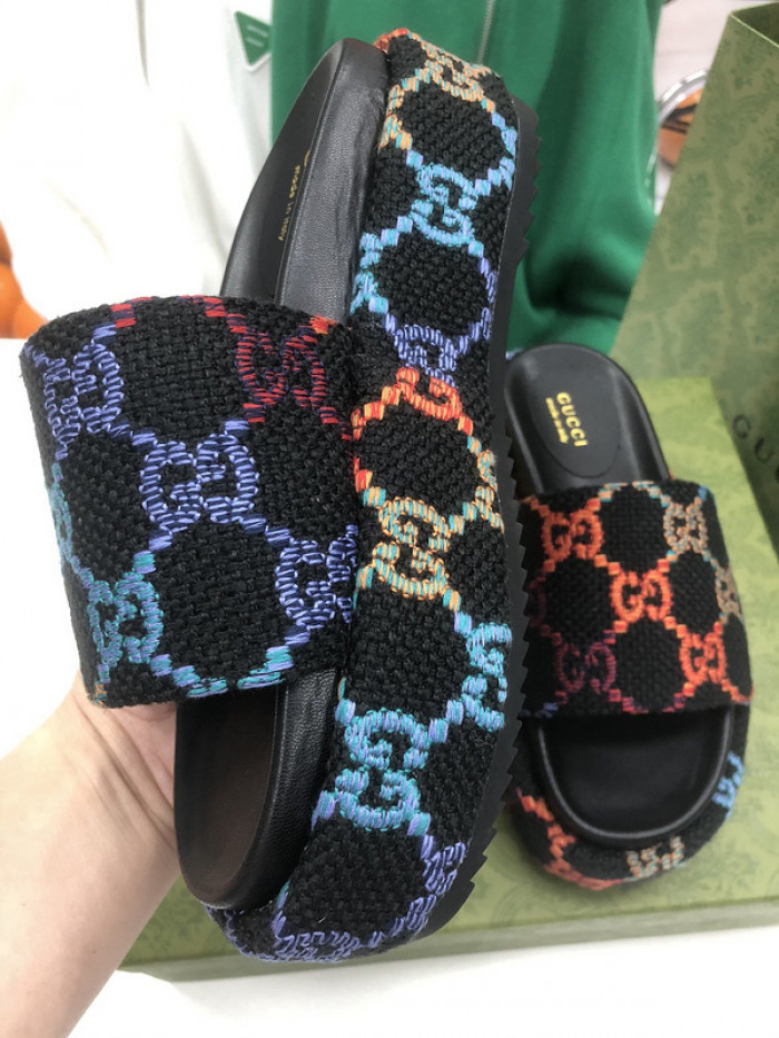 GCI GG Slide Sandal