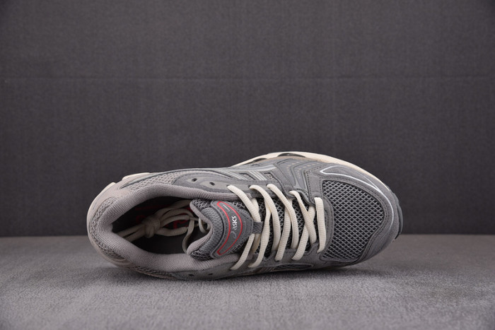 ASICS Gel Kayano 14 