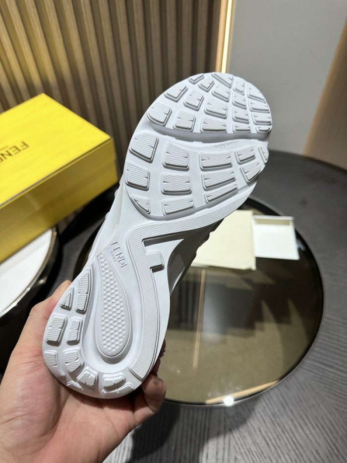 FENDI SNEAKERS