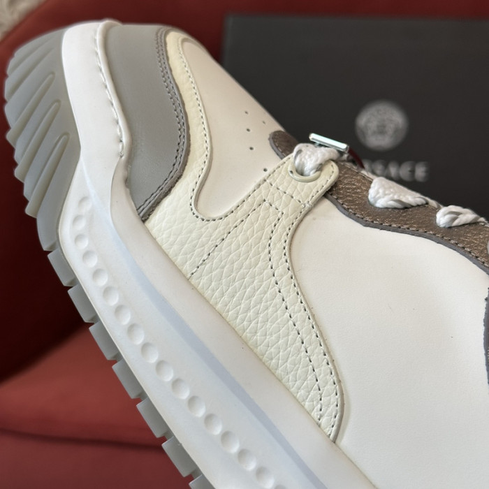 VRCE Sneaker
