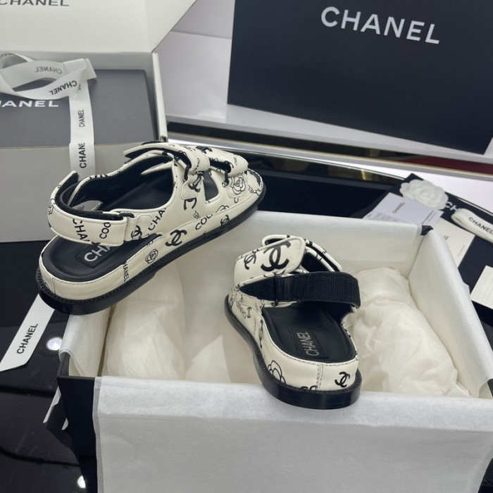 CN Slide Sandal