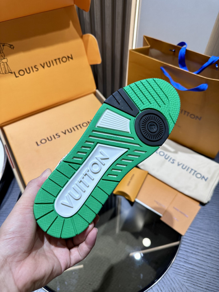 LUSV SNEAKERS