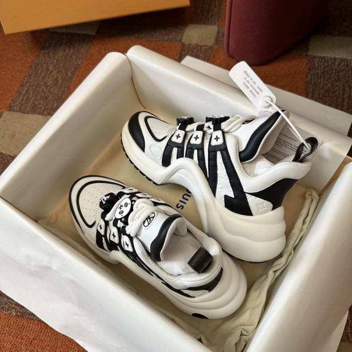 LUSV SNEAKERS