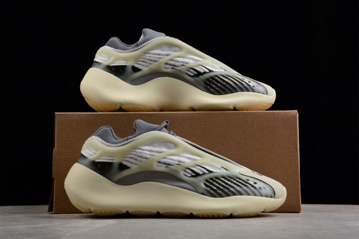Adidas Yeezy 700 V3 Fade Salt ID1674